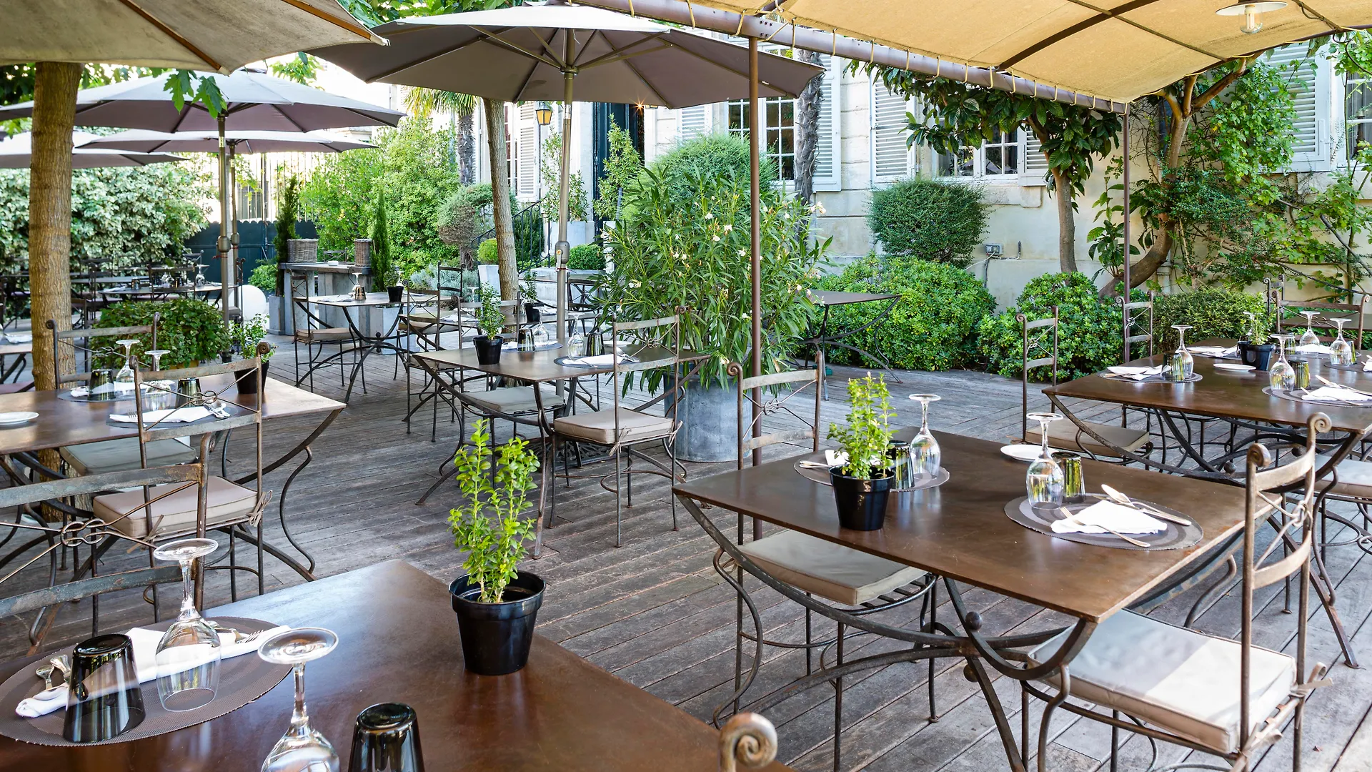 Chateau De Mazan, BW Premier Collection By Best Western 4*, Mazan France