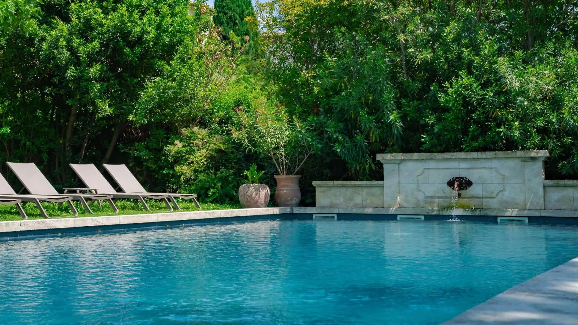 Chateau De Mazan, BW Premier Collection By Best Western Mazan